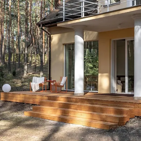 Forest Hub Popowo Вилла *